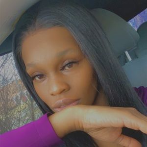 Meet your Posher, Carissa